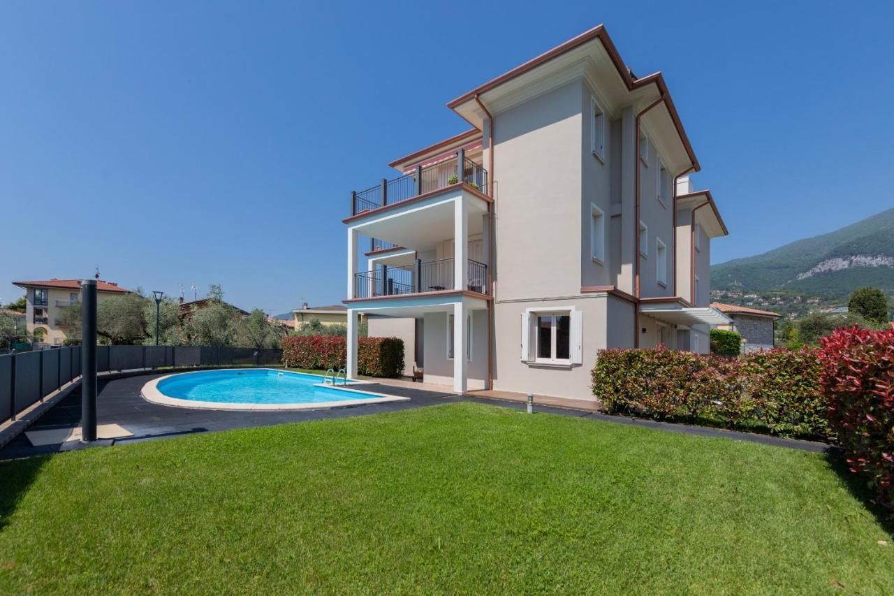 Appartamento In Villa Beatrice Pt7 By Wonderful Italy Toscolano Maderno Luaran gambar